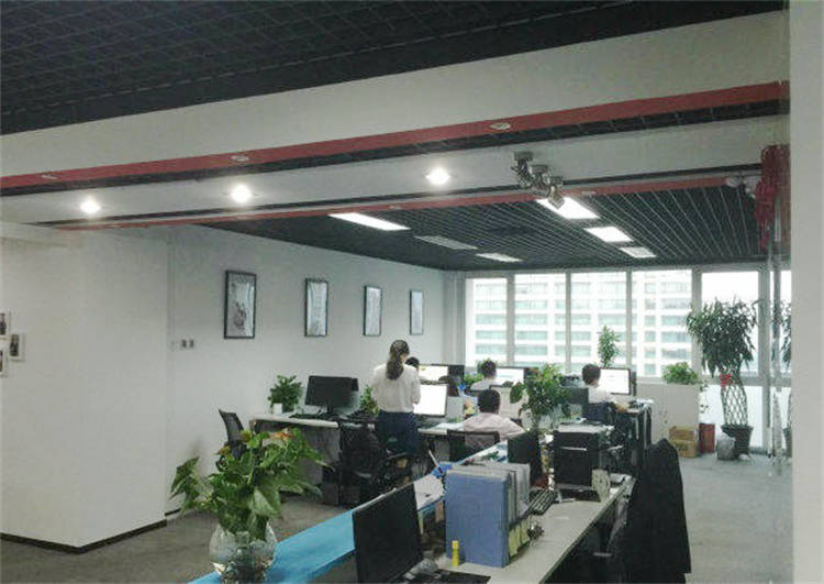 富顿中心,为数不多！写字楼出租350平,精装,带家具,对电梯间