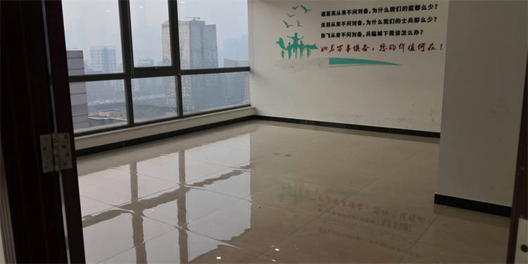 海淀区西二旗独栋写字楼紧邻地铁口面积4180地上三层无地下