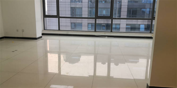 海淀区西二旗独栋写字楼紧邻地铁口面积4180地上三层无地下